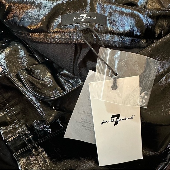 NWT 7 For All Mankind Shiny Faux Leather Wide Crop Leg Flare black pants M - Picture 5 of 8